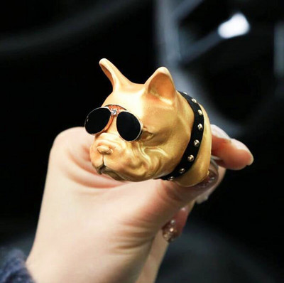 Creativ Bulldog Odorizant pentru mașină Clip de parfum Difuzor de parfum Aerisitoare automate Odorizant de miros Parfum Decorare interioară