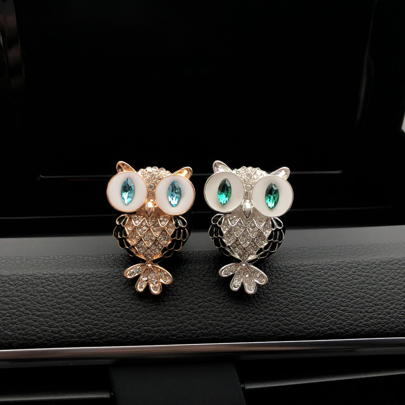 Metalna sova u boji parfem za modeliranje automobila Lijepa bušilica za vodu sova osvježivač zraka za automobil ukrasna kopča Rhinestone Parfem za automobil