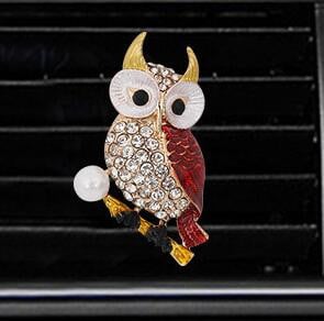 Automatski izlaz Osvježivač zraka Metalni osvježivač zraka za automobil Mirisni darovi Ventilacijski otvor Parfem Pearl Owl Crystal Parfem Clip