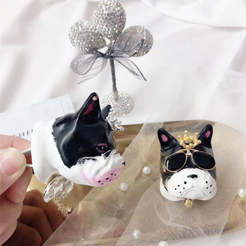 Creative Couple Bulldog Автомобилен освежител за въздух Гипсов парфюм Автоклиматик Изход за парфюми Щипка Ароматерапевтичен декор Орнаменти