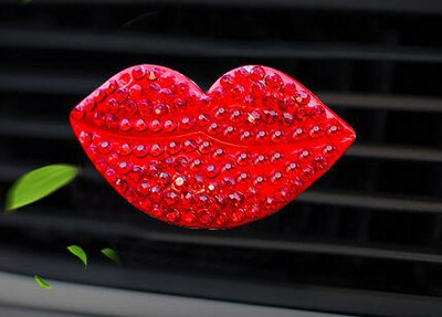 Buze roșii drăguțe Ornament de parfum pentru mașină Strasuri rafinate de cristal Odorizant pentru mașină Clip de parfum pentru stilul mașinii