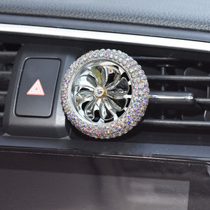 Bling Crystal autós légfrissítő Automatikus kivezető parfüm Szellőző légfrissítő az autóban Klíma Clip Diffúzor Autó Styling