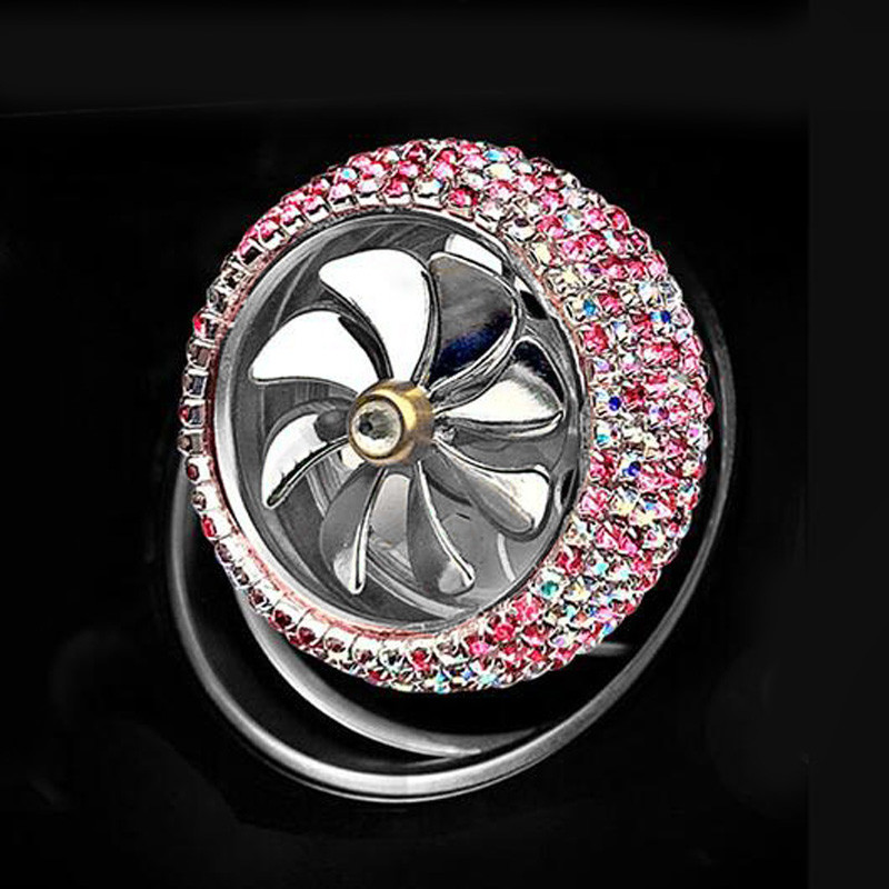 Bling Crystal autós légfrissítő Automatikus kivezető parfüm Szellőző légfrissítő az autóban Klíma Clip Diffúzor Autó Styling