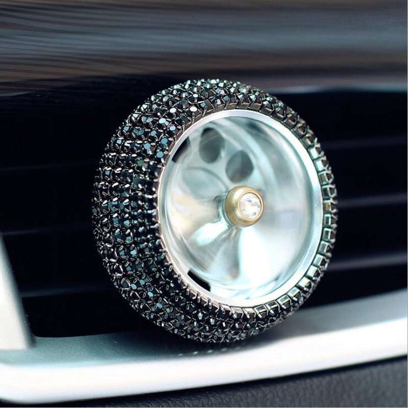 Bling Crystal autós légfrissítő Automatikus kivezető parfüm Szellőző légfrissítő az autóban Klíma Clip Diffúzor Autó Styling