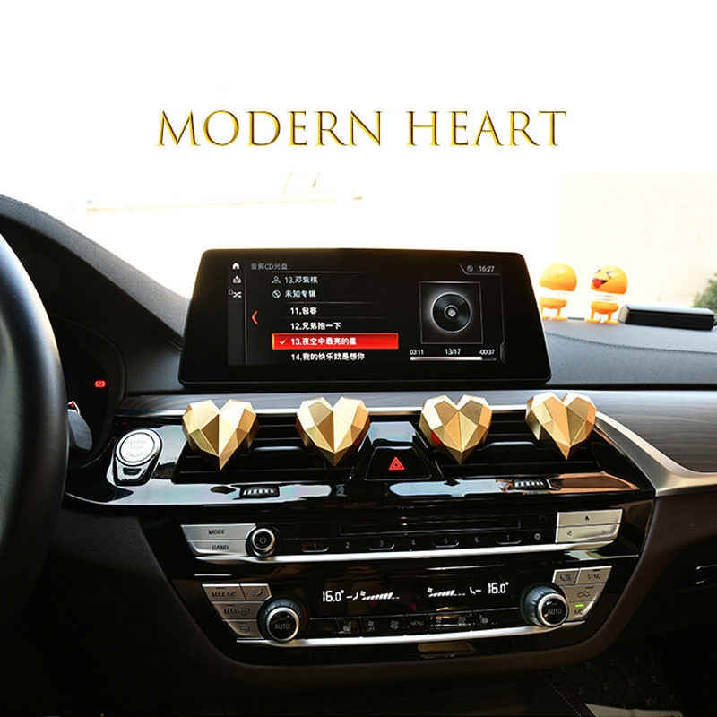 Auto Decor Love Heart Shape Automobilio interjero aksesuarai Mieli kvepalų difuzorius Kvapas Kietas oro gaiviklis Automobilio ventiliacijos spaustukas mergina