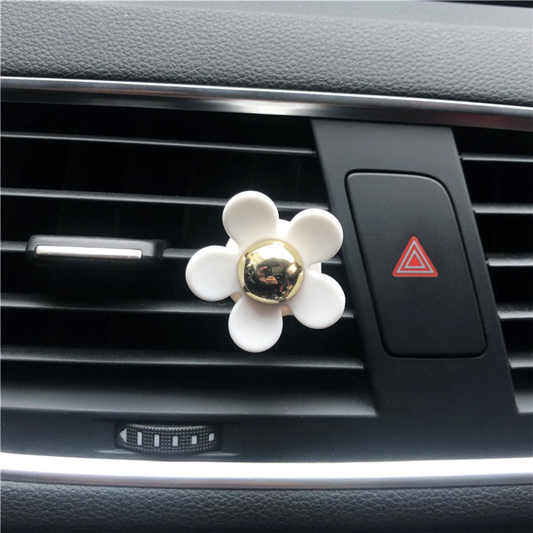 2 komada ljupkih ukrasa za parfeme za automobile u obliku cvijeta Pink i bijeli cvjetovi stezaljka osvježivač zraka za automobil aroma parfemi za automobile