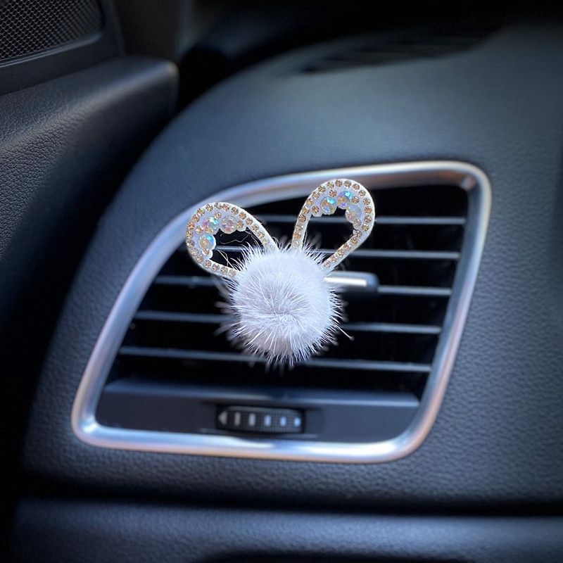 Plišani model zeca u boji, ukrasna kopča za parfem Ženski unutarnji parfem