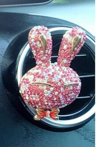 Rhinestone slatki oblik zeca Dijamantna mašna parfem osvježivač zraka za automobil Parfem za automobil Stiliziranje automobila