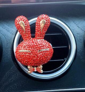 Rhinestone slatki oblik zeca Dijamantna mašna parfem osvježivač zraka za automobil Parfem za automobil Stiliziranje automobila