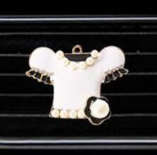 Odjeća i visoke potpetice za modeliranje automobila Parfemska kopča izlaz klima uređaja osvježivač zraka u automobilu difuzor osvježivača zraka