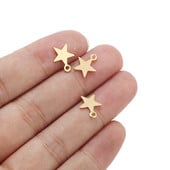 20 bucăți din oțel inoxidabil ton auriu brelocuri stele mici pentru accesorii pentru realizarea de bijuterii de brățări