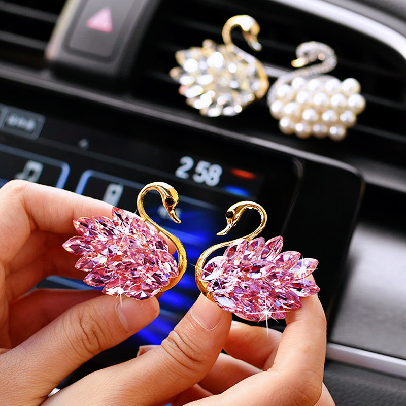 Accesorii pentru mașină cu lebădă cu diamante de lux pentru fete, cupluri, odorizant mașină cu lebădă, difuzor de parfum, diamant roz, ornament auto, cadou