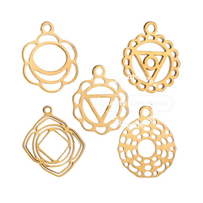 10 τμχ Ανοξείδωτο ατσάλι Hollow out Triangle Flower Star Charm μενταγιόν 15mm Χρυσό DIY Craft Charms Ευρήματα για την κατασκευή κοσμημάτων