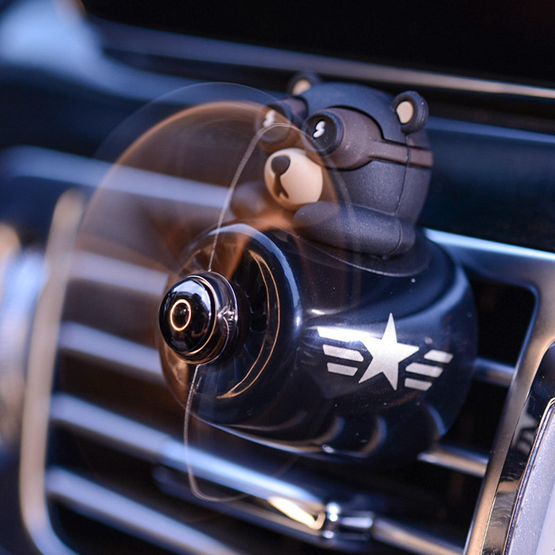 Osvježivač zraka za automobil Bear Pilot Rotirajući propeler Aromaterapija Otvor za zrak Mirisi Automatski parfemi Mirisi Dodatna oprema