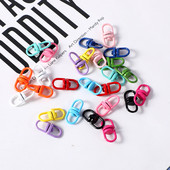 10 kom/lot Metalni obojani razdvojeni privjesak za ključeve Okretna kopča s jastogom, konektor za torbu, remen, lančići za pse Nalaz za izradu nakita DIY