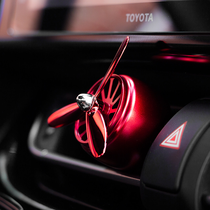 Autós légfrissítő Auto Creative Mini Repülőgép Styling Aromaterápiás Pilot forgó propeller kimeneti illat íz