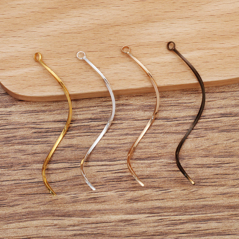 50 KOM 1x50mm Bakreni valoviti privjesci Konektor Pozlaćeni/posrebreni zakrivljeni dugi privjesak s 5 petlji za pribor za DIY naušnice