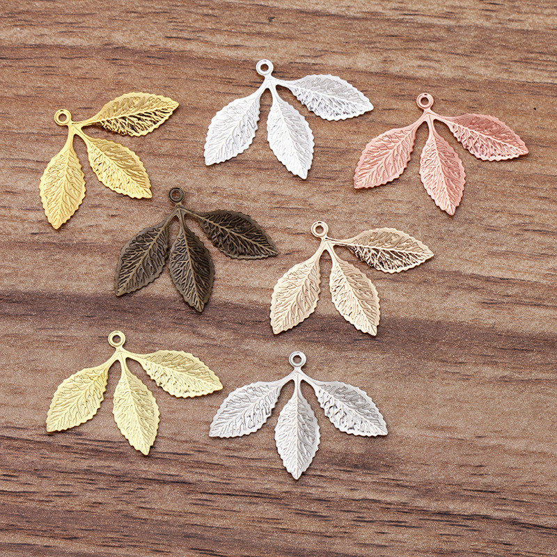 JXMYLAI 50 KOM 31*23 mm metalni bakreni filigranski privjesci s listovima, privjesak DIY ručno izrađeni dodaci za izradu nakita