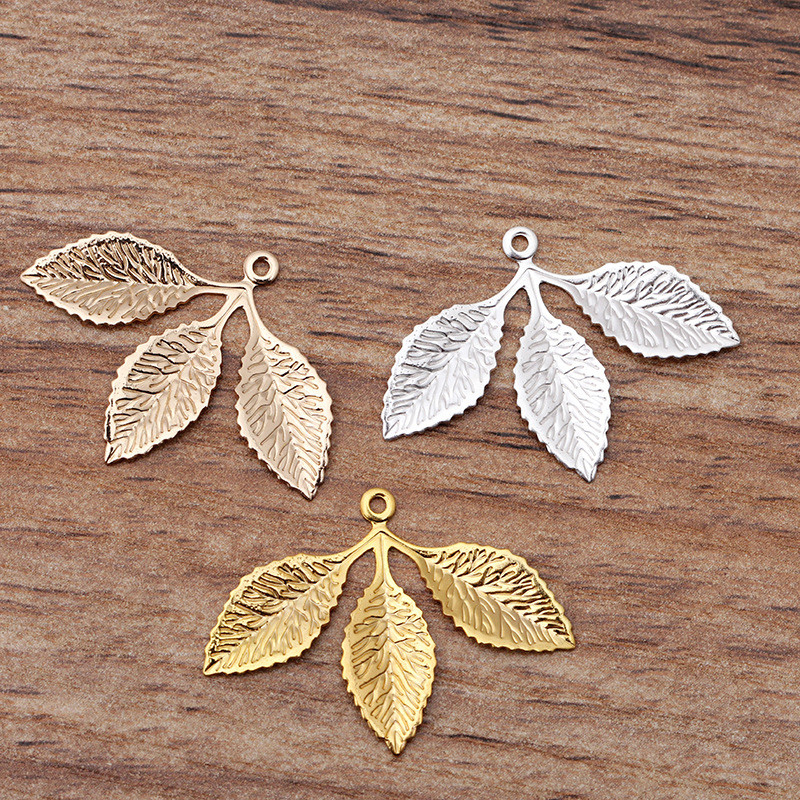 JXMYLAI 50 KOM 31*23 mm metalni bakreni filigranski privjesci s listovima, privjesak DIY ručno izrađeni dodaci za izradu nakita