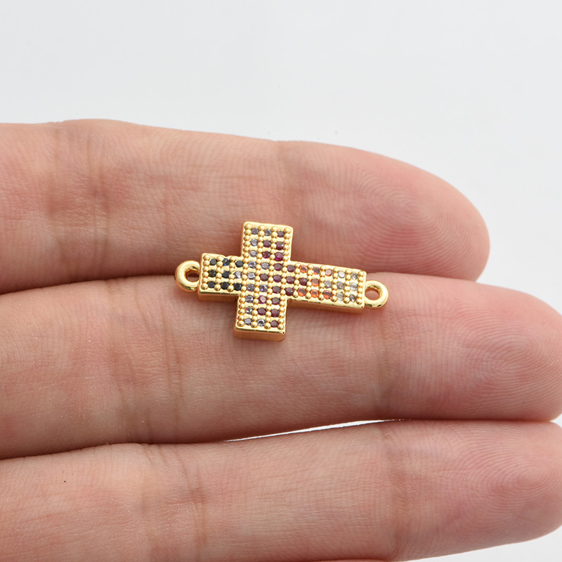 Cross Jesus Connectors Kiegészítők Nőknek Férfi Kézzel Készített Karácsonyi Karkötő Ajándék Barkácsolás Cirkon ékszerek Leletek Varázskészítés
