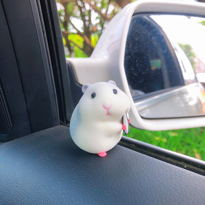 Χαριτωμένο Anime Stealing Hamster Car Εσωτερική Διακόσμηση Γκουρμέ φιγούρες χάμστερ Διακόσμηση ταμπλό αυτοκινήτου για αξεσουάρ αυτοκινήτου Γυναίκα