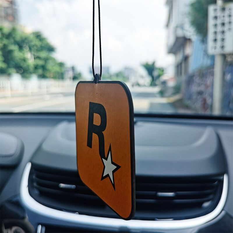 privjesak za auto svjež zrak u unutrašnjosti žuta R-zvjezdica mreža za trajno uklanjanje mirisa crveni nakit miris za auto