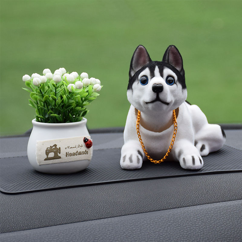 Lutka koji klima glavom Pas koji odmahuje glavom Simulacija smole Auto Pas Igračka Ukras nadzorne ploče Ukras automobila Slatka oprema za automobil Djevojke Žene