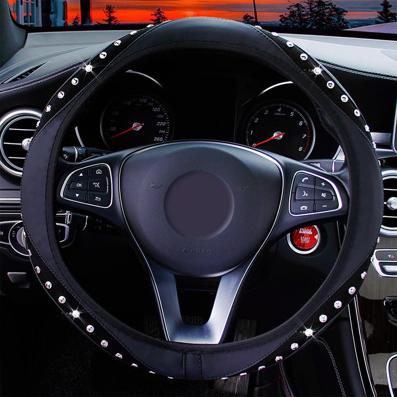 37–38 cm universalus automobilio vairo dangtelis, odinis be vidinio žiedo, deimantais dygliuoto vairo korpuso apsaugos salono