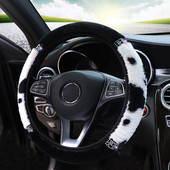 Capa volanului mașinii cu model de vaca de iarnă din pluș cu incrustație de diamante cu capac de mâner universal antiderapant de pluș cald pentru femei fete