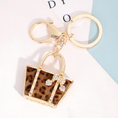 Novi privjesak za ključeve iz 2022. za žene 3D torbica Dekoracija ključeva automobila Bling Torba za automobil Privjesci Dodaci za auto interijer za djevojčice Darovi Slatki