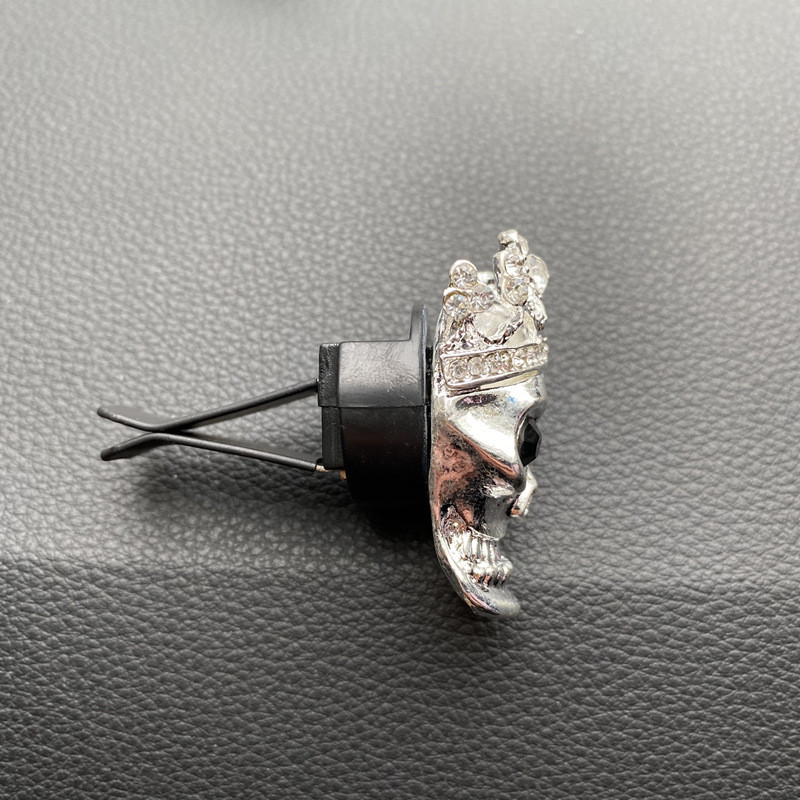 Koponya autó szellőzőnyílás dekoráció Belső frissítő Auto Outlet Parfüm Clip autós illat diffúzor Bling autós kiegészítők Menő ajándékok