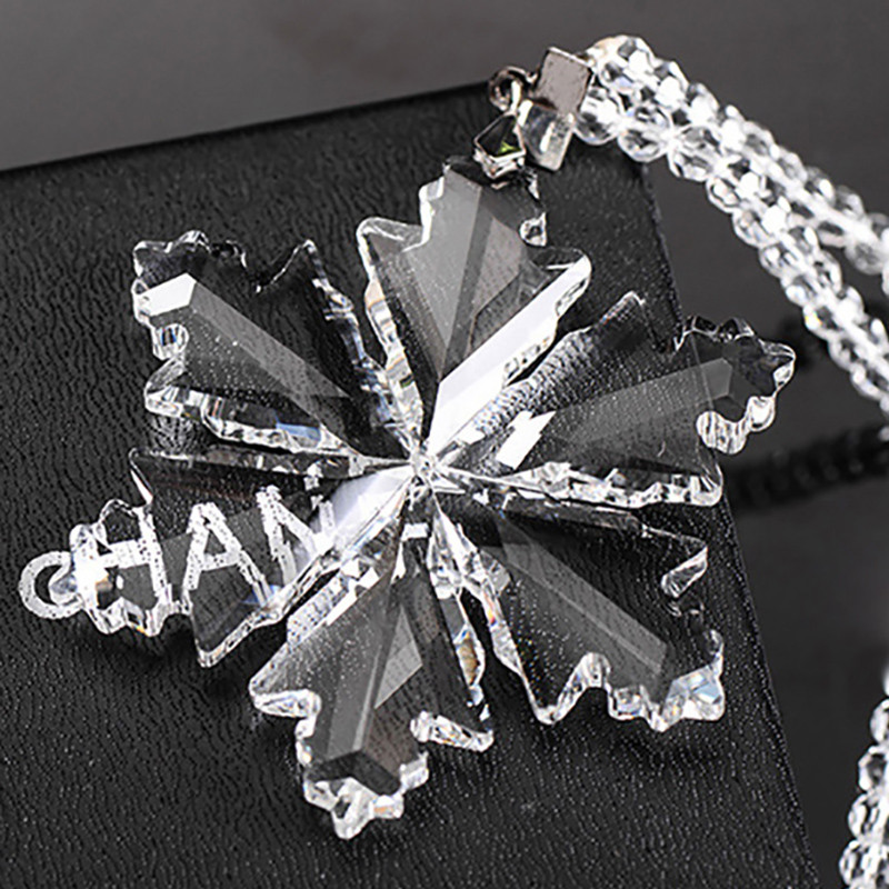 Snježna pahuljica Kristalni privjesak za automobil u automobilu Viseći ukrasi Retrovizor Privjesci Auto Dekor Dodaci za automobile Za žene Djevojke Darovi