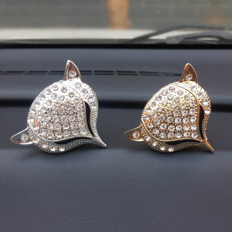 Bling Dodaci za automobil Interijer automobila Klip za ventilacijski otvor Cool Fox Decoration Osvježivač automobila Miris Difuzor arome automobila Ukrasi za automobil