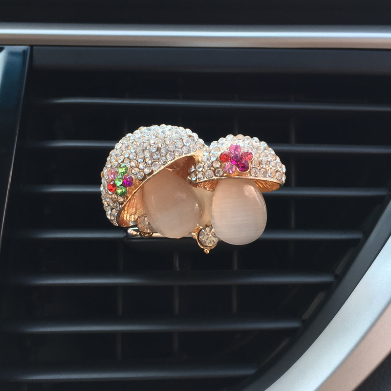 Lovely Diamond Mushroom Solid Car Parfüm Heart Vent Clip Outlet Illatanyagok Autóbelső Dekoráció Lányok Légfrissítő Aromához