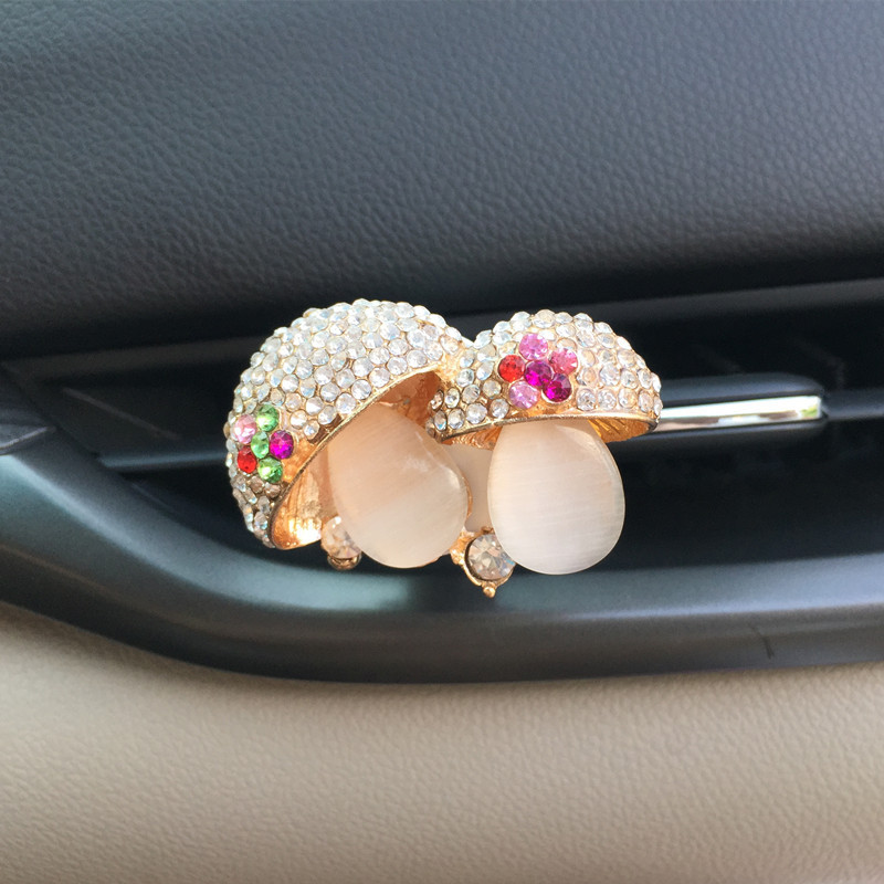 Lovely Diamond Mushroom Solid Car Parfüm Heart Vent Clip Outlet Illatanyagok Autóbelső Dekoráció Lányok Légfrissítő Aromához