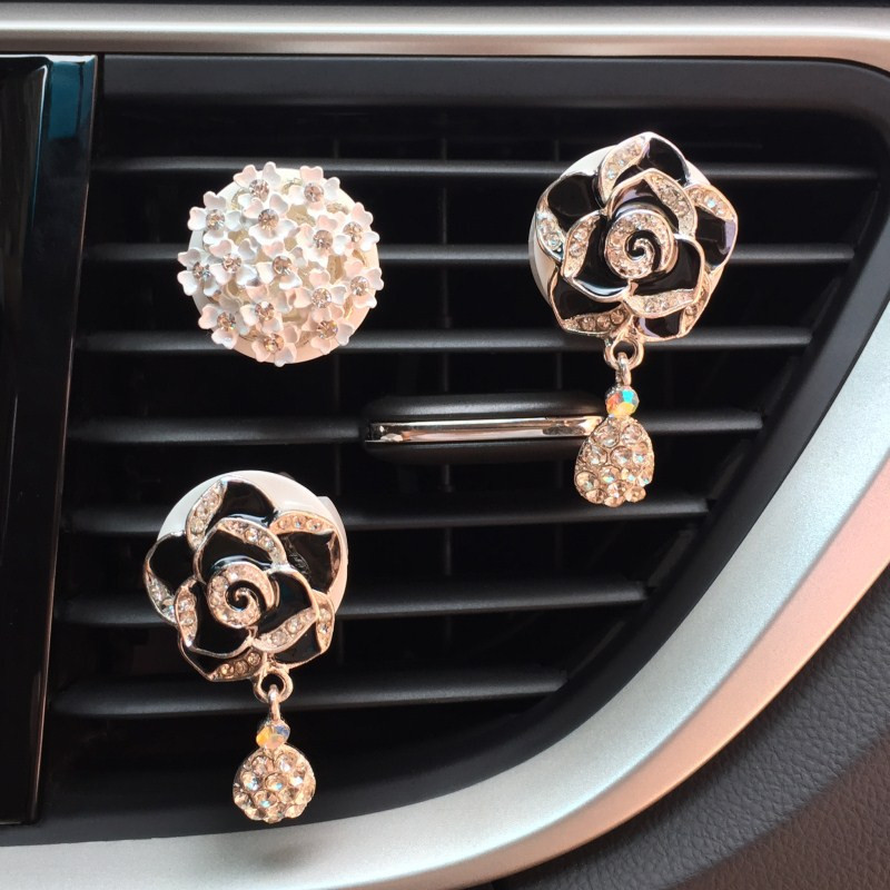Kamélia virág medál autó dekoráció belső gyémánt autódíszek Kimeneti szellőző kapocs Auto Fragrance autó légfrissítő diffúzor