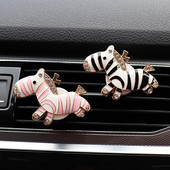 Aranyos zebra autó illat autó szellőzőkapcsos légfrissítő az autók belső dekorációjában, autó aroma diffúzor autós kiegészítők lányoknak