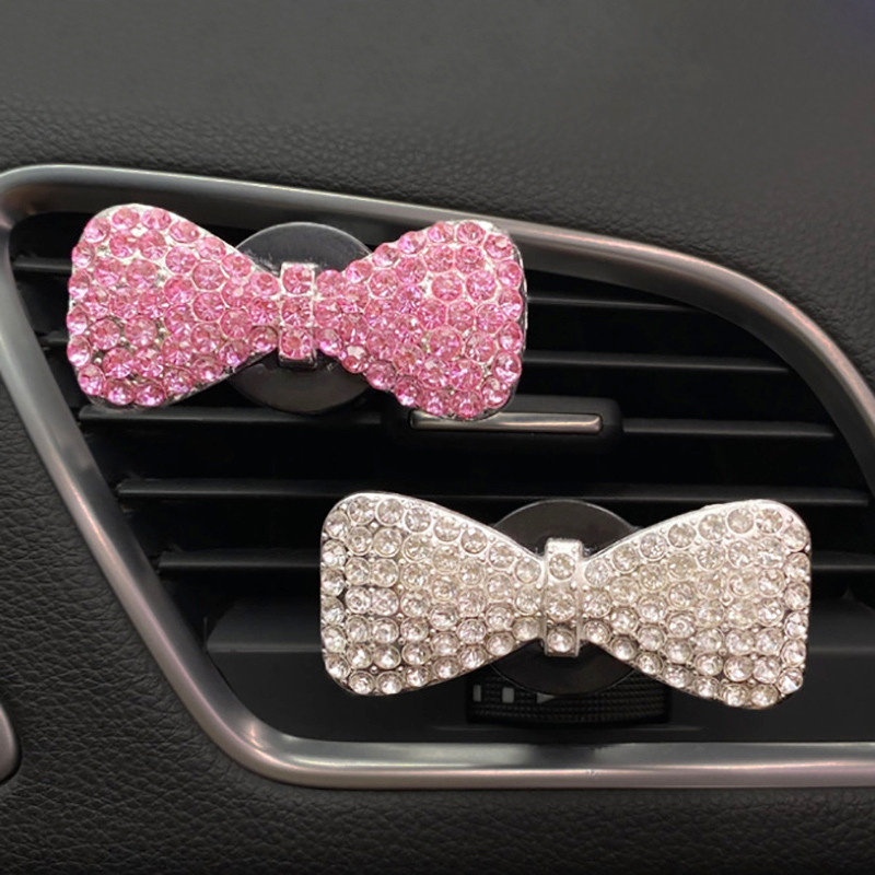 Bling Bowknot Autókiegészítők Lányok Ajándék Autós Parfüm Clip Ízesítés Autó Aroma Diffúzor Díszek Autó dekor Belső Leesés