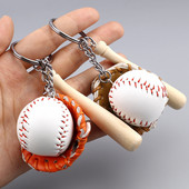 Mini háromrészes baseball kesztyű fa denevér kulcstartó sportkocsi kulcstartó kulcstartó ajándék férfi női férfi ajándék 11 cm, 1 darab