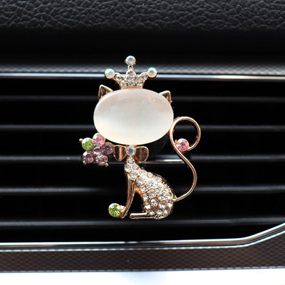 Automašīnu rotājumi Dimanta kaķu auto gaisa atsvaidzinātājs Auto Outlet Smaržas Clip Auto Ornaments Bling Auto aksesuāri Sievietēm Meitenes Dāvanas