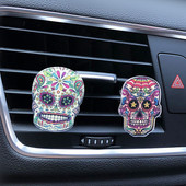 Cool Skull Car Kiegészítők Belső autó Légfrissítő Az Autóban Parfüm Autószag Aroma Diffúzor Kimenet Szellőző Clipek Autó Dekoráció