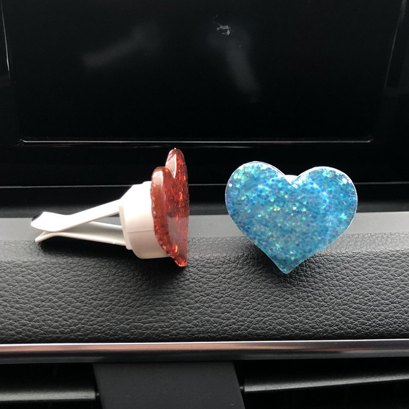 Bling autós kiegészítők lányoknak autós aroma diffúzor mini szív alakú ízesítő autós illatosítókhoz autós parfüm autó szellőző kapocs