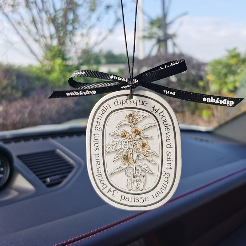 Eredeti Smell Diptyques Auto Scent Parfüm Női Autós Légfrissítő Tartós Illat Lógó Autós Parfüm Tartozékok