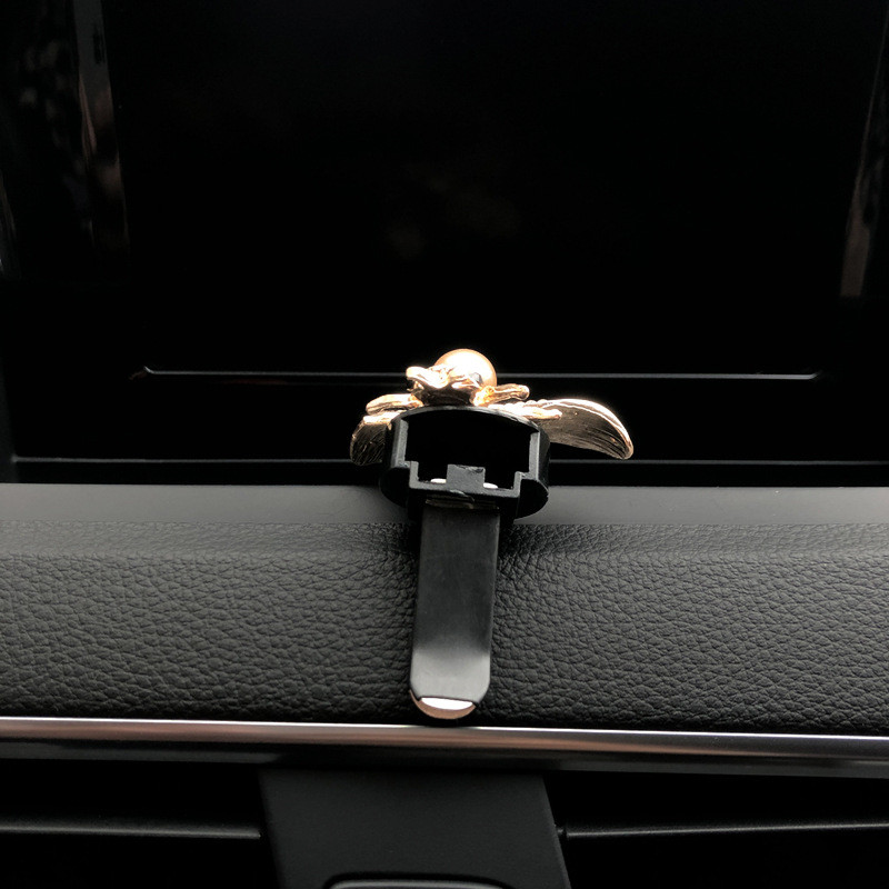 Crystal Diamond Bee autós légfrissítő Auto Outlet Parfüm Bees Clip Belső Kiegészítők Autóstílusú Vent Illat Diffúzor