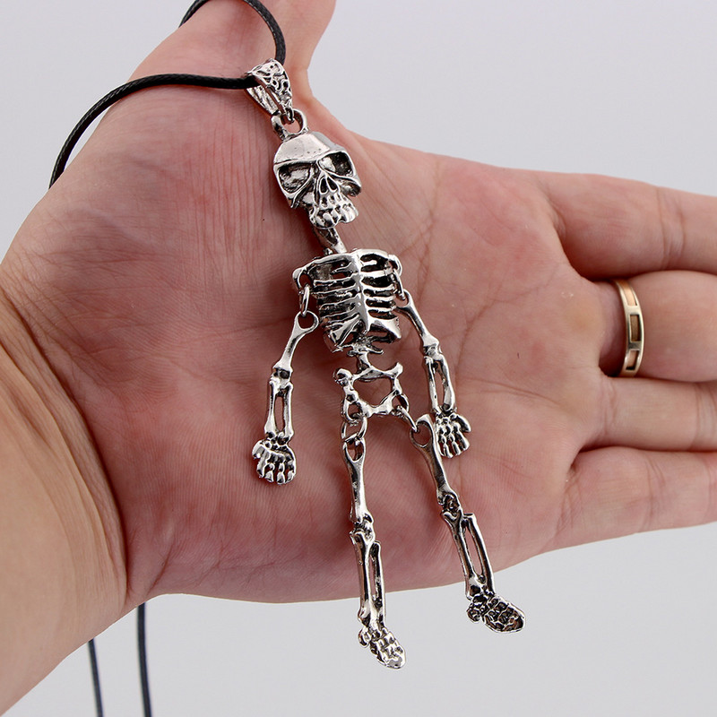 Pandantiv mașină schelet bărbat Decor oglindă retrovizoare agățat Automobile Decor Ornamente Accesorii Cadouri de vacanță