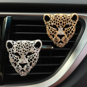 Bling autós légfrissítő az autó belső dekorációjában aroma autó diffúzor szellőző klip Diamond Leopard tömör parfüm lányoknak autós kiegészítők