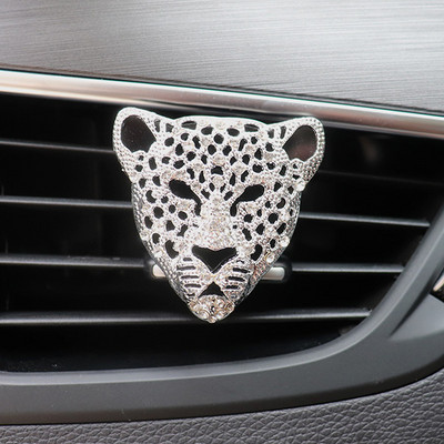 Bling autós légfrissítő az autó belső dekorációjában aroma autó diffúzor szellőző klip Diamond Leopard tömör parfüm lányoknak autós kiegészítők