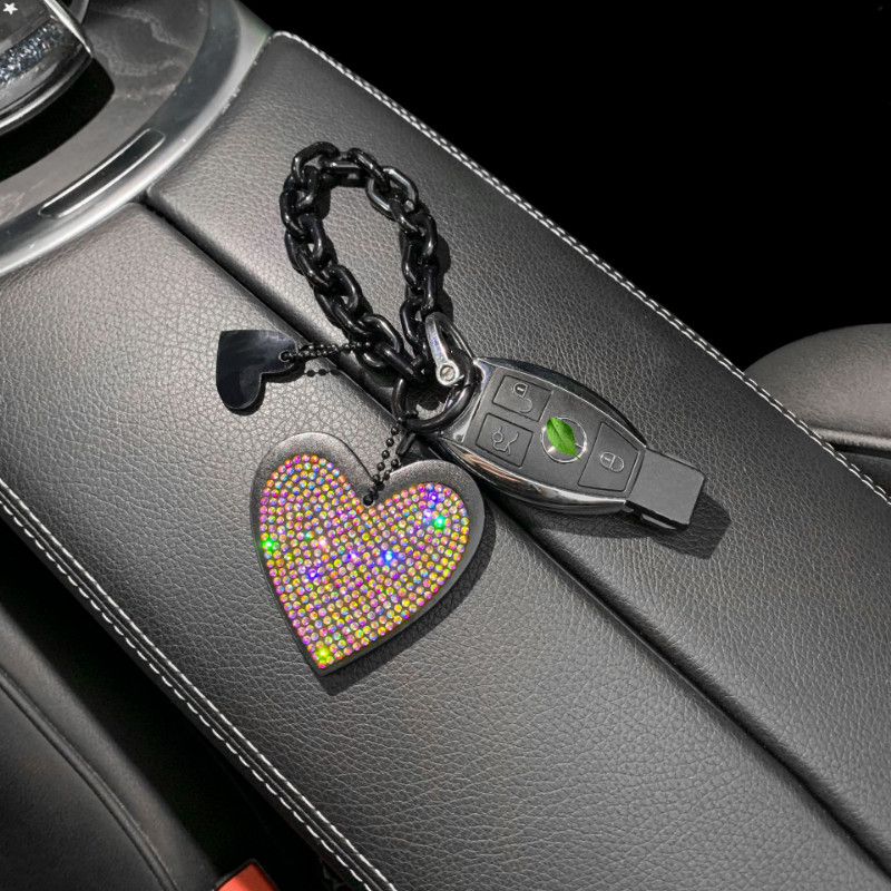 2022 New Love gyémánttal kirakott autós kulcstartó függeszték, mikroszálas bőr kulcstartó Bling autós autós kiegészítők nőknek
