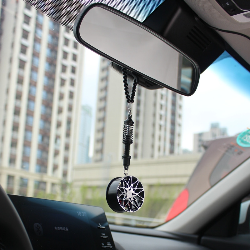 Automobilio aksesuaras interjeras Automobilio pakabinamas veidrodinis ratlankis Modelis Amortizatorius Dekoratyviniai papuošalai Raktų pakabukas galinio vaizdo pakabukas