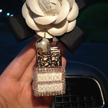 Γοητευτικά Bling Rhinestones Camellia Flower Car Mirror Κρεμαστά στολίδια Diamond Crystal Car Bottle άρωμα μενταγιόν Γυναικεία κορίτσια